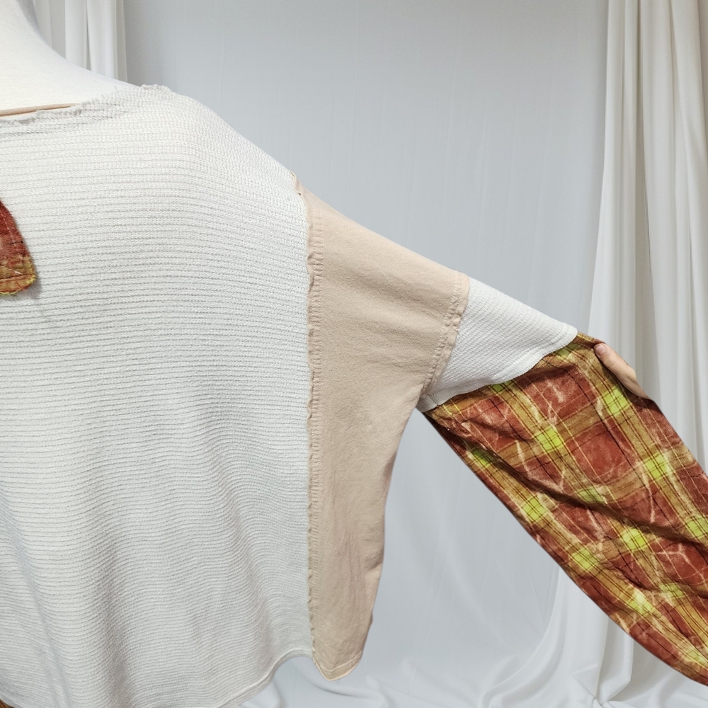 Oli & Hali Peace Sign Blouse - Cream and Olive - Picture 4 of 5